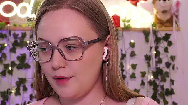 MonicaAsis' Live XXX Chat