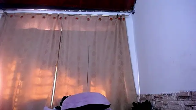 XXX chat uživo modela Bicky_24