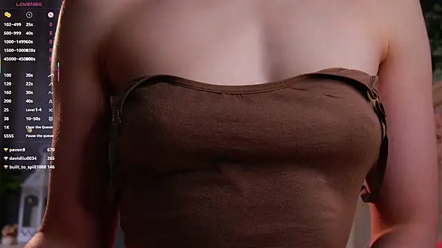 EdlinAlliston's Live XXX Chat