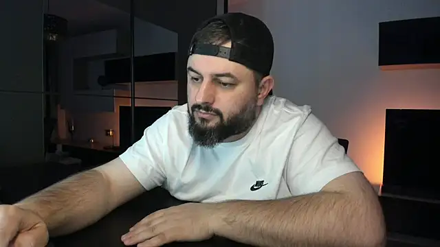 Czat XXX na żywo – DravenPeak