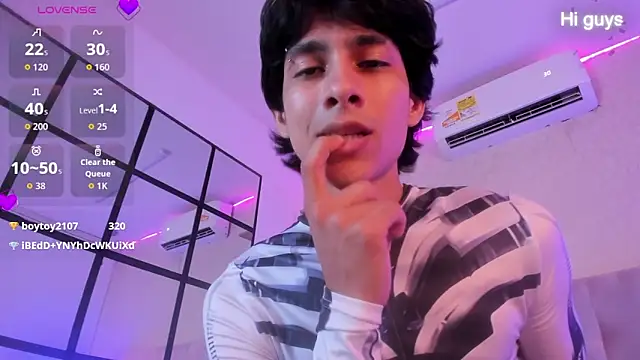 Chat +18 de Cheys_Mast ao vivo