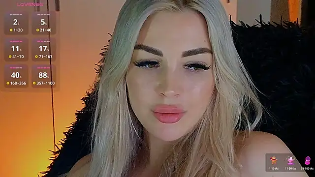 Chat XXX en directo de MilanaOmg