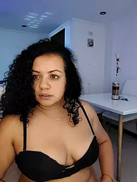 SamycutexのライブXXXチャット