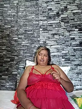 แชท XXX สดของ Mammabear_4u