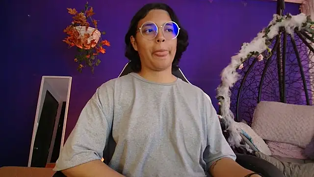 Emmapark_: онлайн-секс-чат