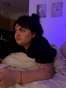 HeyBABYGIRL: вебкам-шоу