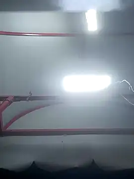 Hotraj24 在線直播表演