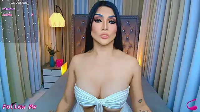 Laureen_Hilton's Webcam Show