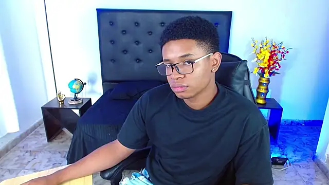 Chat XXX ao vivo de liiam3