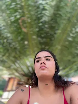 Kaily_Sweet16 Adlı Modelin Canlı XXX Sohbeti