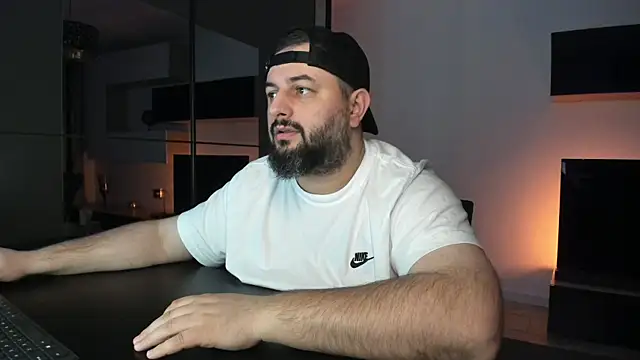 DravenPeak's Webcam Show