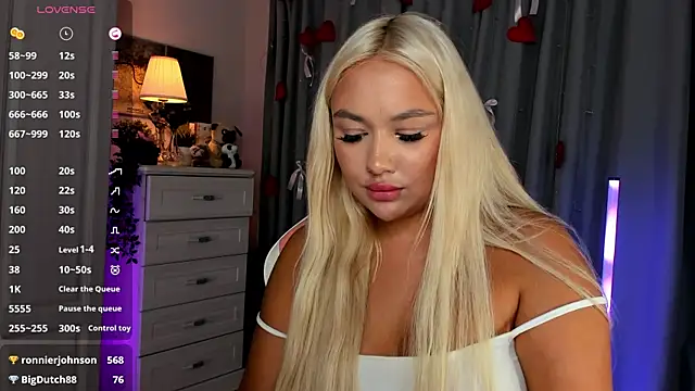 Živý XXX chat _Loneve__