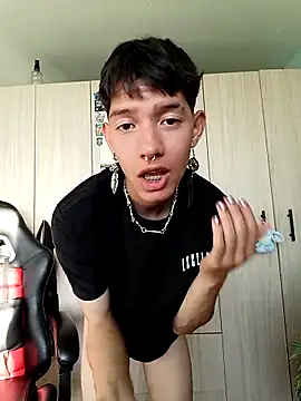 แชท XXX สดของ heyy_noah11