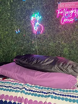 RenaThickAss' Webcam Show