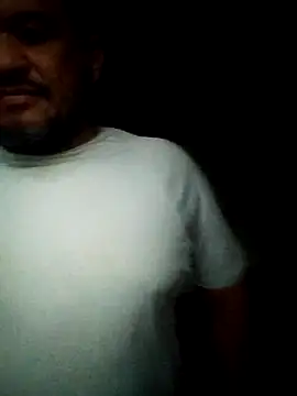 tarra122 – Naživo XXX chat