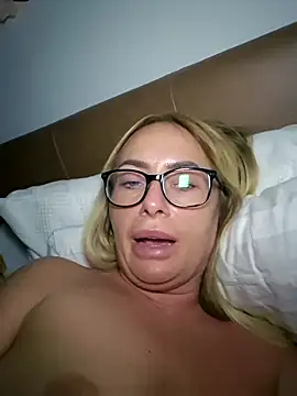 Molliexo – Naživo XXX chat