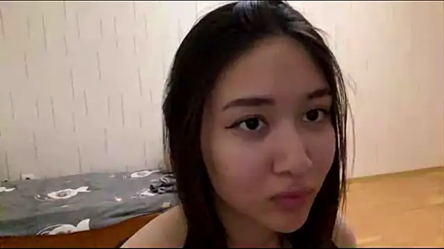 Chat XXX ao vivo de YourMiIa
