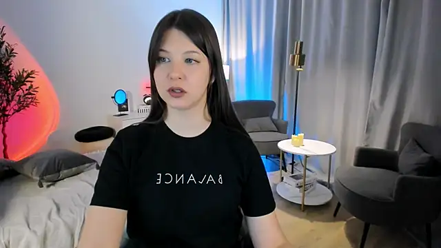 ElizaMild Chat XXX in diretta