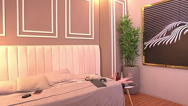 Tayler_Kim Chat XXX in diretta