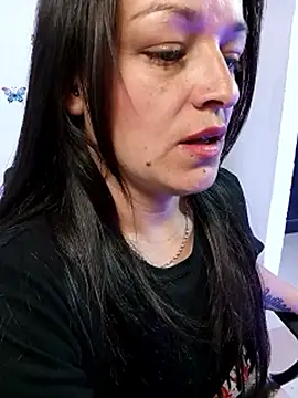 Isa_bluee Webcam-Show