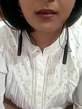 Queen_Kushi4: онлайн-секс-чат