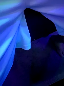 chronic_vibez Show in webcam