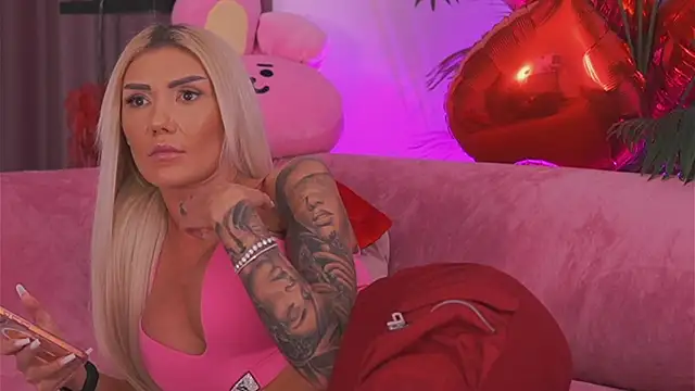 XXX chat uživo modela fallingangel