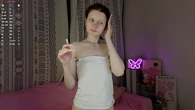 CarmaOlen: διαδικτυακό σόου στην κάμερα