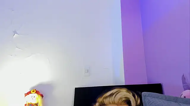 Czat XXX na żywo – Charlotte11-11