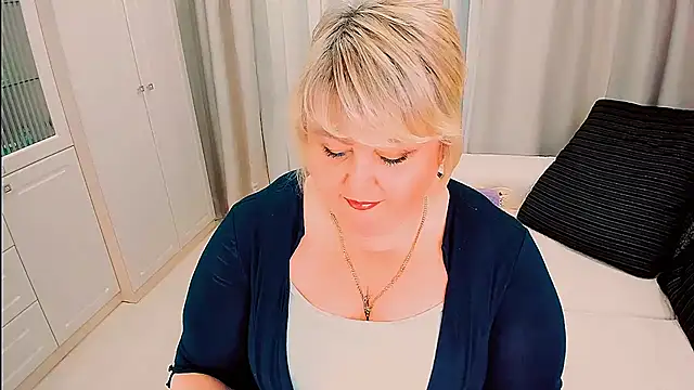 Živý XXX chat BIGTITSBBW