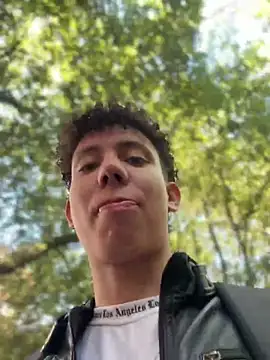 yoursexyjose: διαδικτυακό σόου στην κάμερα