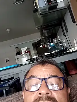 Misterymem63 Webcam Show