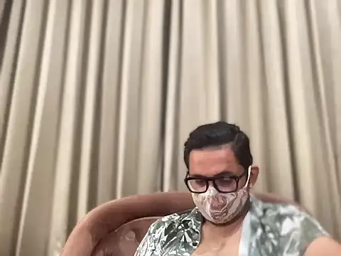 slavekinky001 – Live XXX-chat