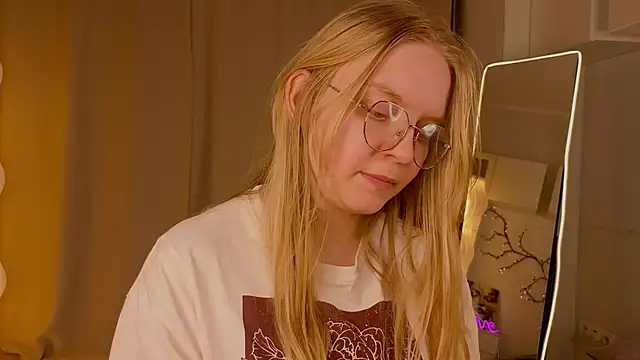 AlicaCohill's Live XXX Chat