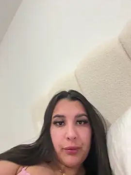 Chat XXX en directo de Miavelvetxoxo