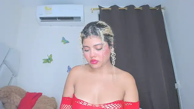 sofiacastillo01: απευθείας συνομιλία ΧΧΧ