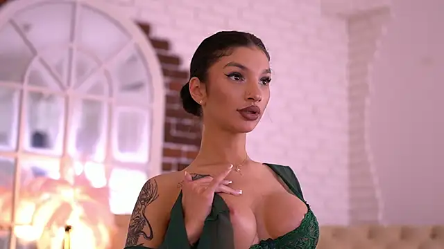 NyssaSky Chat XXX live