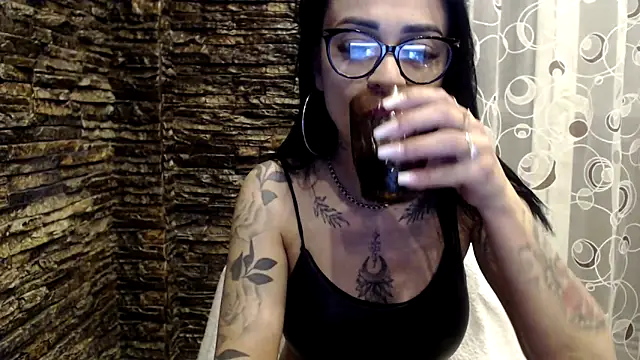 BrianaBloom 라이브 XXX 채팅