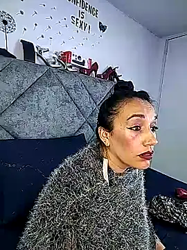 Shantey_Laurent: онлайн-секс-чат