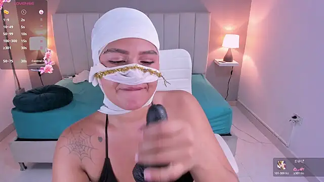 milkk_'s Live XXX Chat