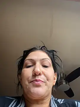 LittleMissEeve's Live XXX Chat