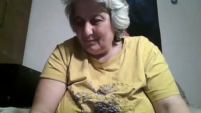 Chat +18 de ExquisiteMature ao vivo