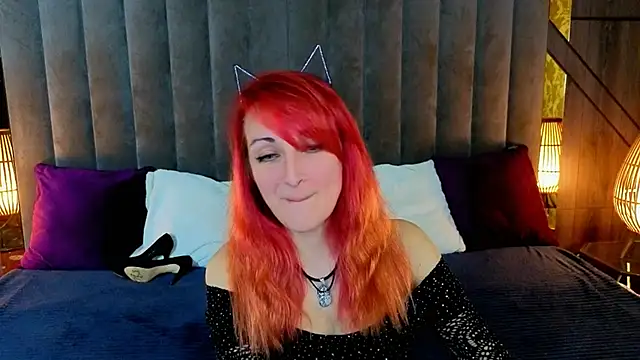 BrandyBloom: онлайн-секс-чат