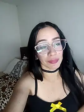 دردشة YaraDuartee الجنسية المباشرة