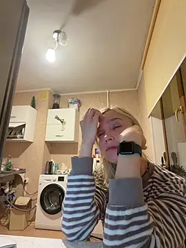 AngelJeni Chat XXX in diretta