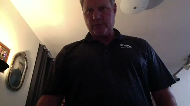 Pokazy przed kamerką – Muffsfriend8364