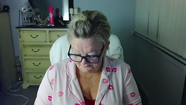 XXX chat uživo modela BridgetBlueEyes