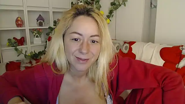 _karolynesyera_'s Live XXX Chat
