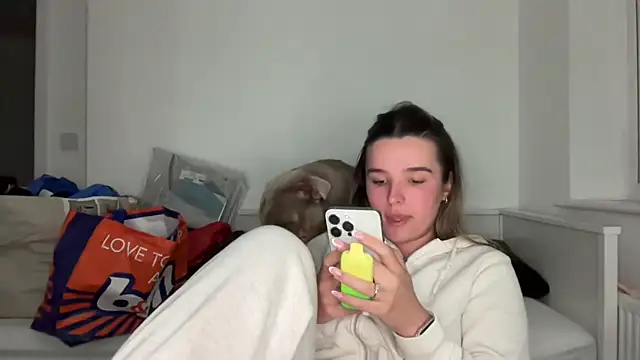 maisiesmithx's Live XXX Chat