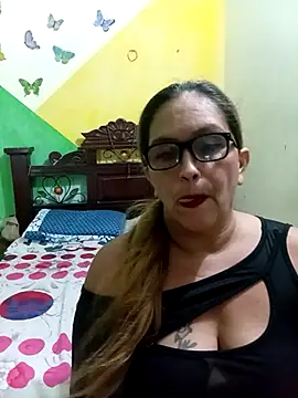 BURBUJA_y_CABALLERO Adlı Modelin Web Kamerası Şovu